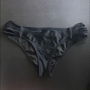 Gossip Multi-String Black Bikini Bottom Size Med